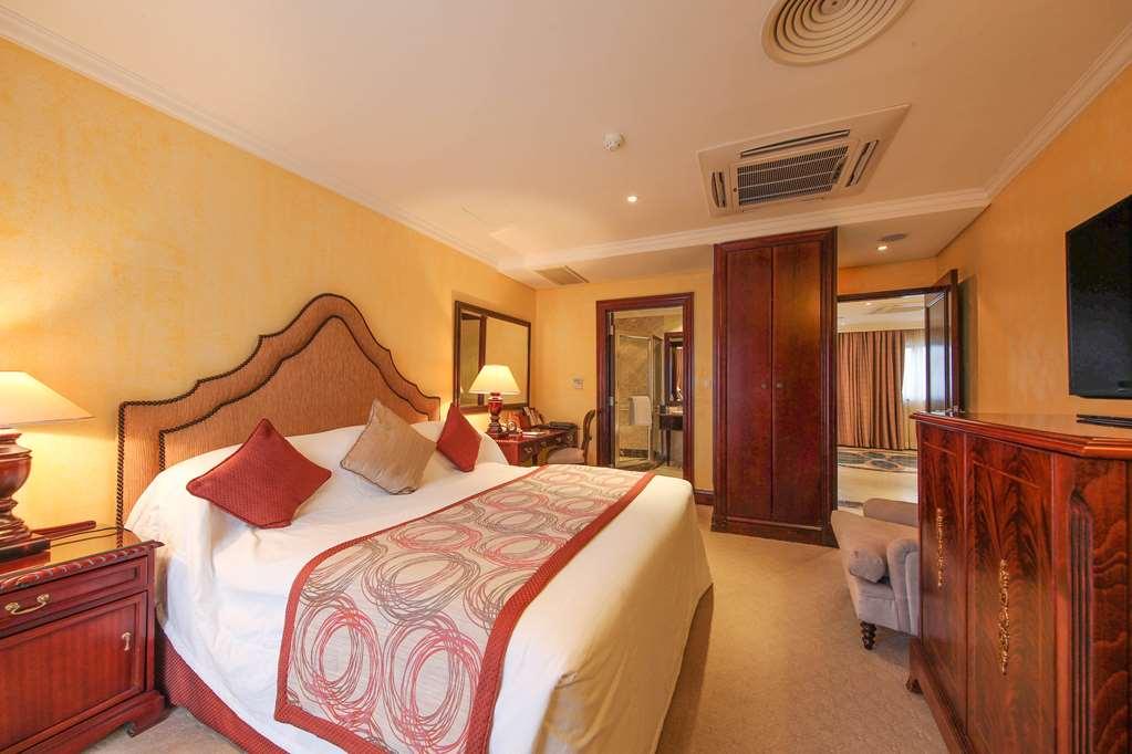 Kigali Serena Hotel Zimmer foto